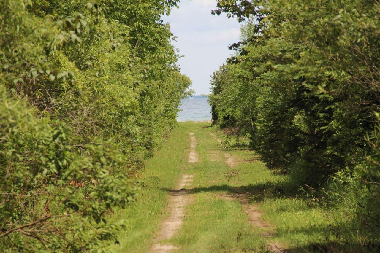 Mackinac Lake Trail Motel Mackinaw City Quarto foto