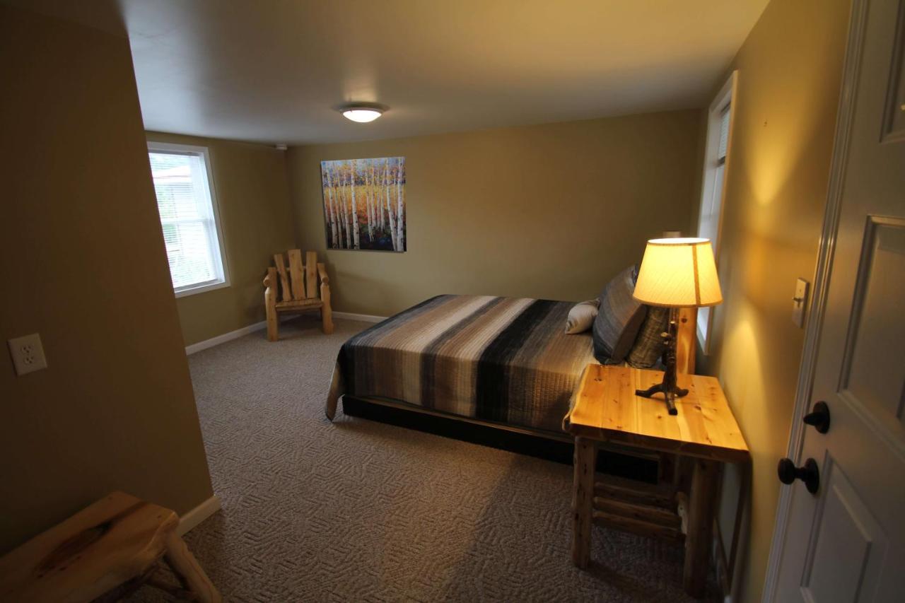Mackinac Lake Trail Motel Mackinaw City Quarto foto
